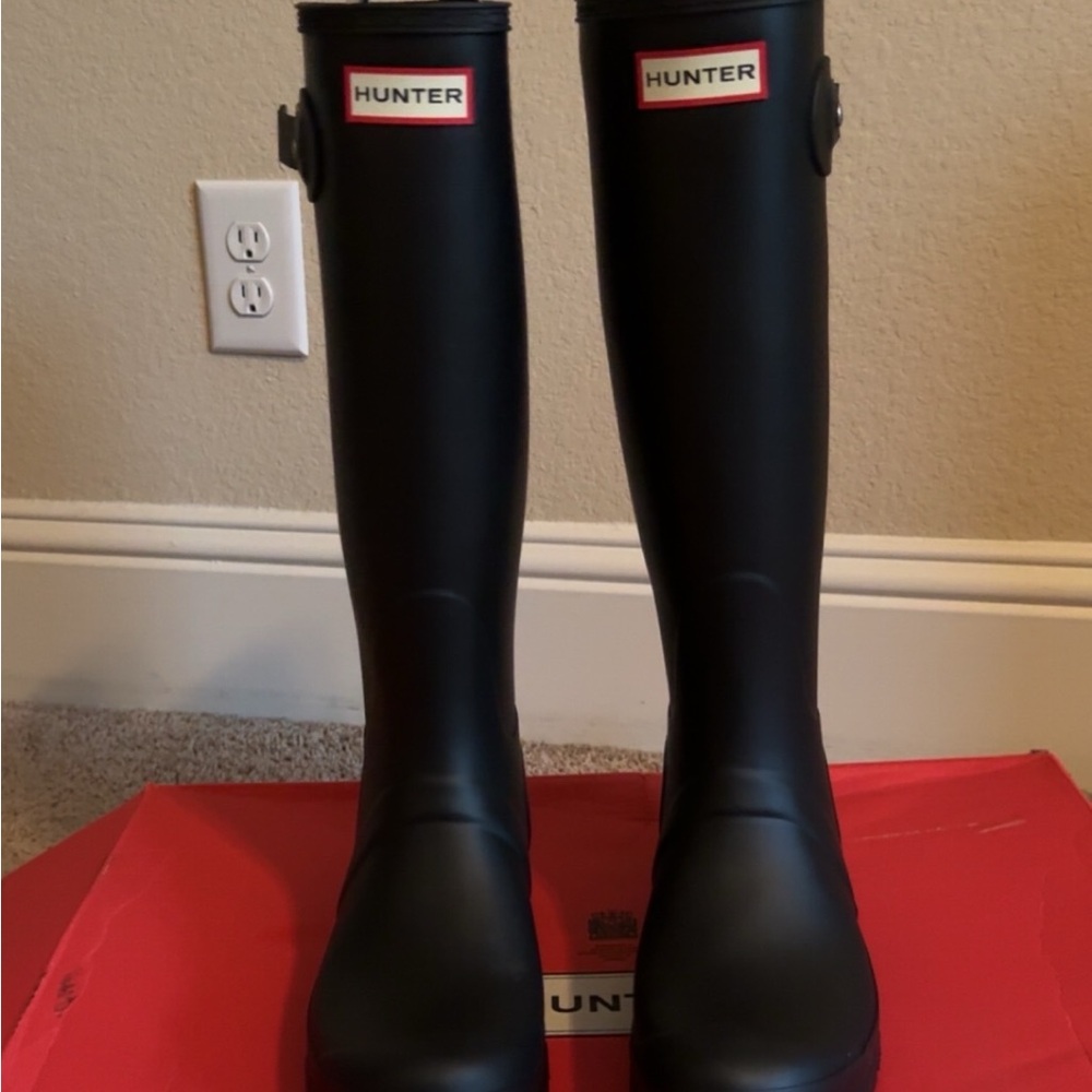 Hunter Classic Black Tall Boots